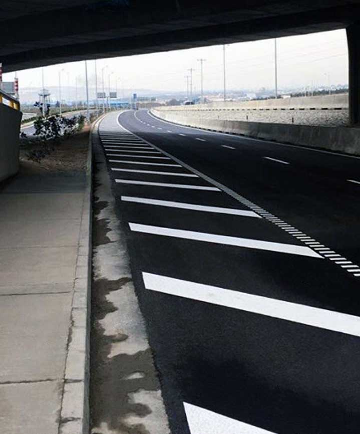 خطکشی حاشیه راه