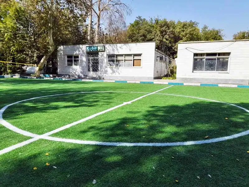 زمین فوتبال